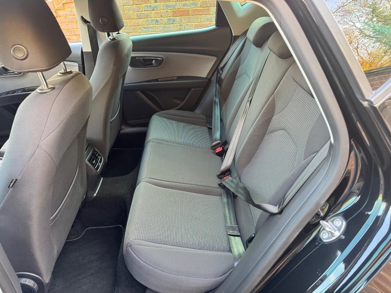 2019 SEAT Leon 1.6 TDI SE Dynamic [EZ] 5dr DSG HATCHBACK Diesel Automatic