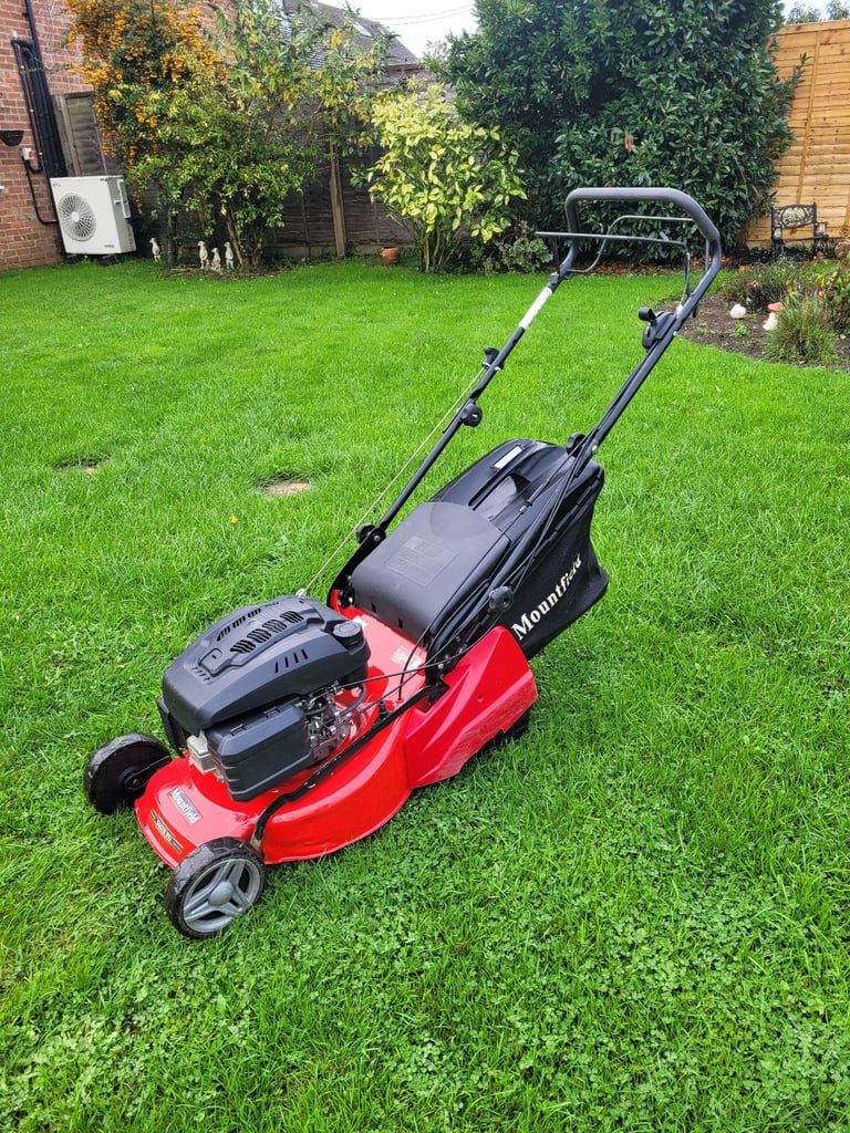 Lawnmower 