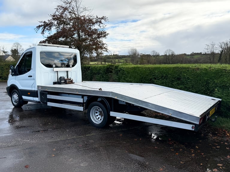 2014 ford transit recovery truck