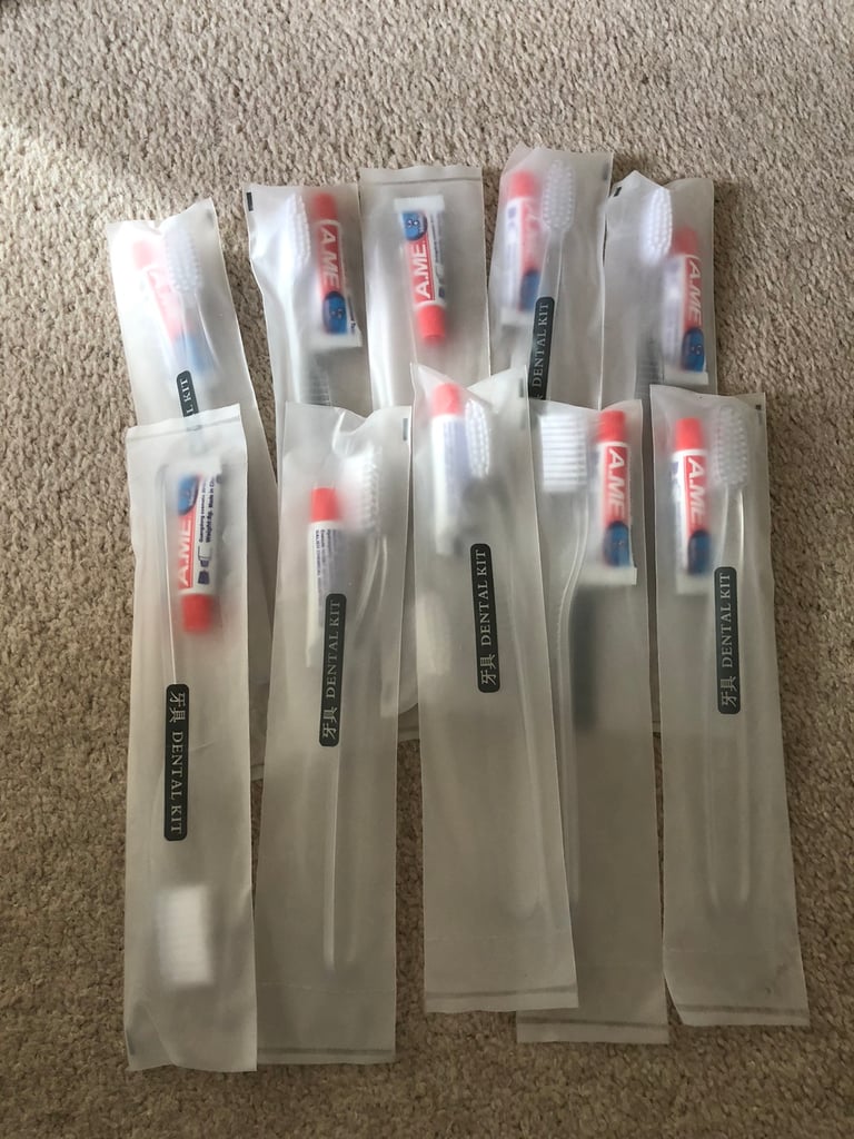 Toothbrush and toothpaste set (disposable/trip)