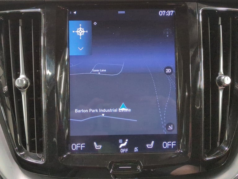 2019 Volvo XC60 2.0 D4 Momentum SUV 5dr Diesel Auto Euro 6 (s/s) (190 ps) - AUTO PARK - LED Suv D...