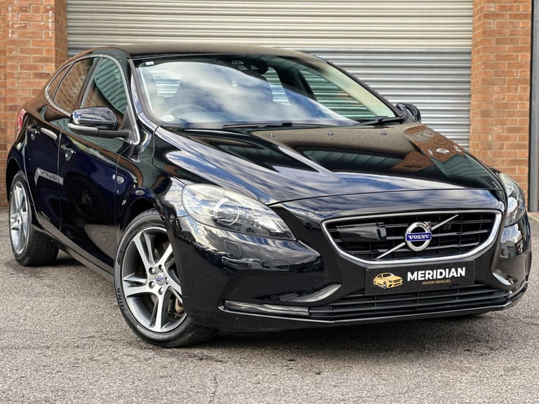 image for 2015 Volvo V40 2.0 D4 SE Lux Nav Hatchback 5dr Diesel Geartronic Euro 6 (s/s) (190 ps) Hatchback ...