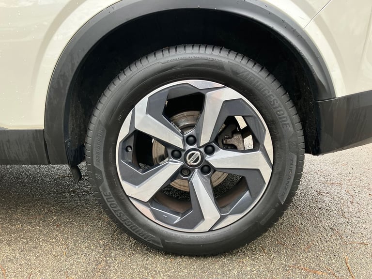 2021 Nissan Qashqai 1.3 DiG-T MH 158 N-Connecta 5dr Xtronic SUV PETROL Automatic