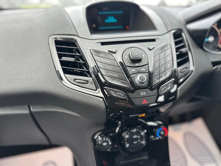 2013 Ford Fiesta 1.25 Zetec Euro 5 5dr HATCHBACK Petrol Manual