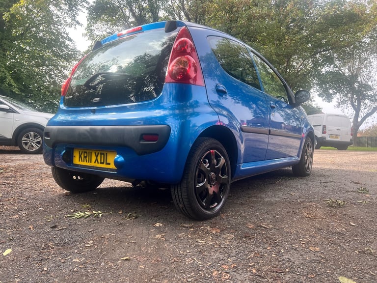 Peugeot, 107, Hatchback, 2011, Manual, 998 (cc), 5 doors