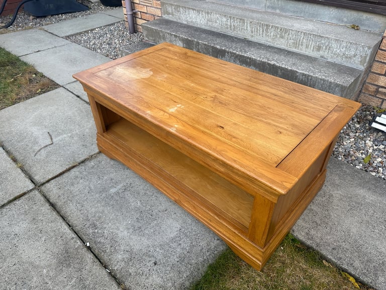 Coffee table 