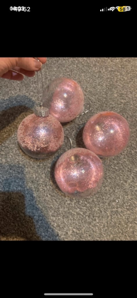 NEW SET OF 4 PINK GLITTER LARGE CHRISTMAS TREE BAUBLES