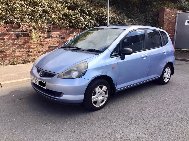 Cheap Honda Jazz 1.4 - manual - Full MOT for sale in Bradford, West Yorkshire