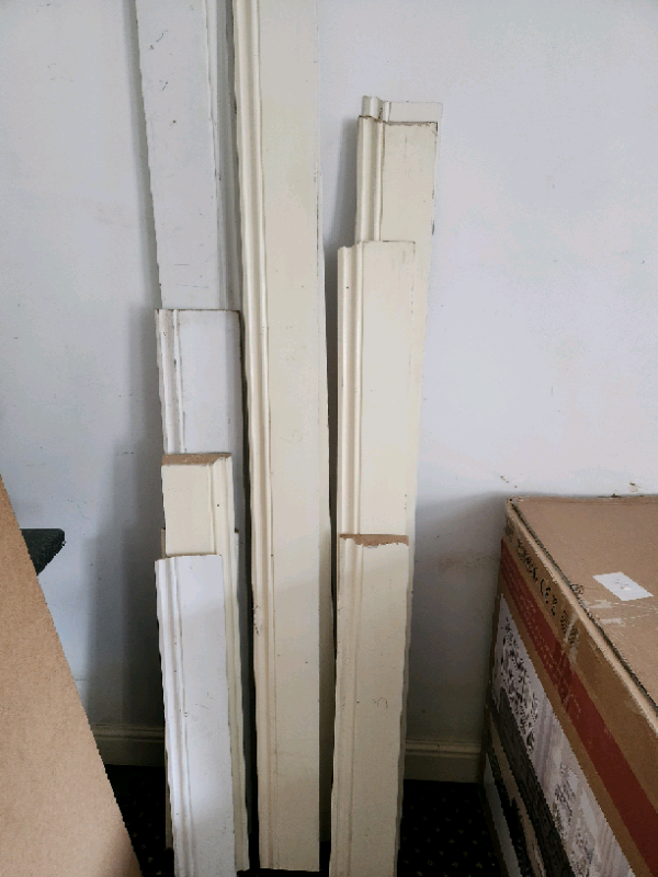 Skirting boards-used - 10 various lengths 