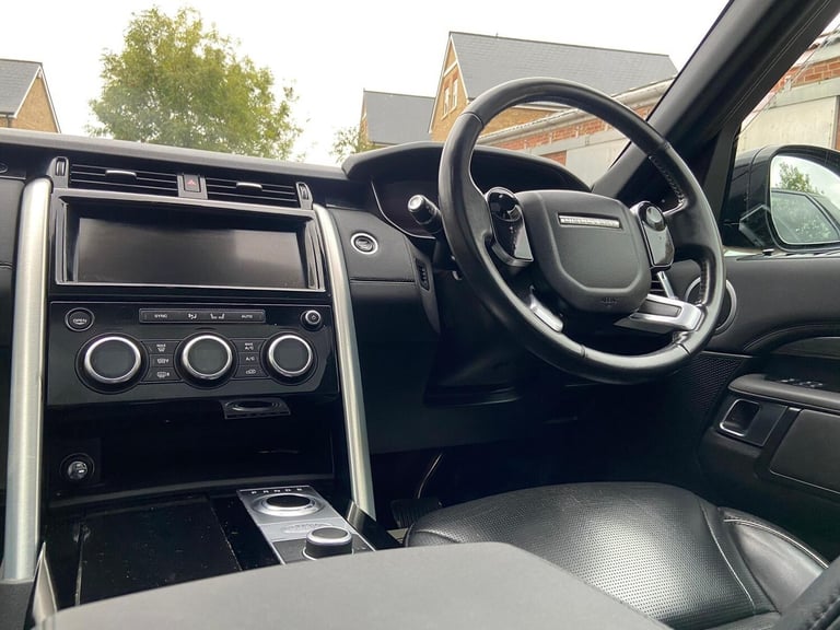 2019 Land Rover Discovery 3.0 SD V6 HSE Auto 4WD Euro 6 (s/s) 5dr ESTATE Diesel Automatic