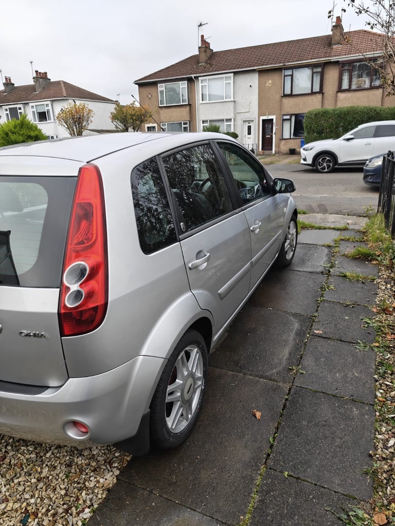 Ford, FIESTA Ghia, Hatchback, 2008, Manual, 1388 (cc), 5 doors