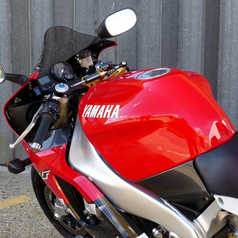 2000 Yamaha YZF-R1 – Increasingly Rare, Superb Condition, Only 13,239 Miles