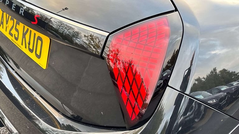 2025 MINI Cooper 2.0 S Sport 3dr Auto HATCHBACK PETROL Automatic