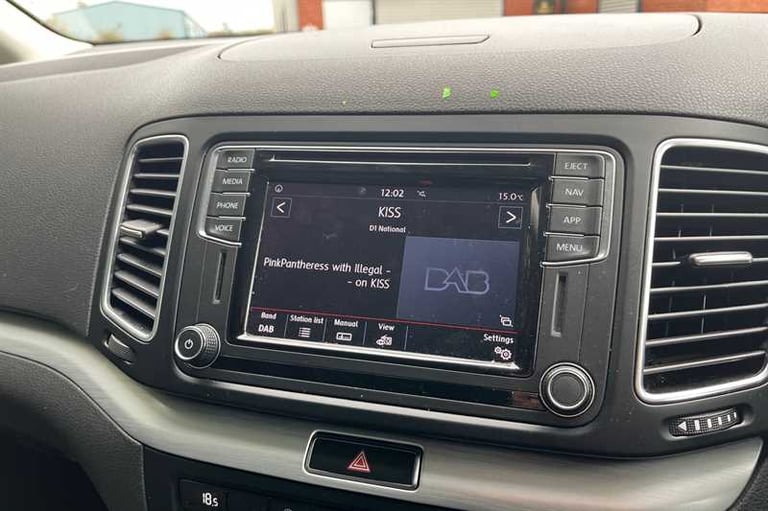 2020 Volkswagen Sharan 1.4 TSI GPF SE Nav MPV 5dr Petrol DSG Euro 6 (s/s) (150 ps) MPV Petrol Aut...