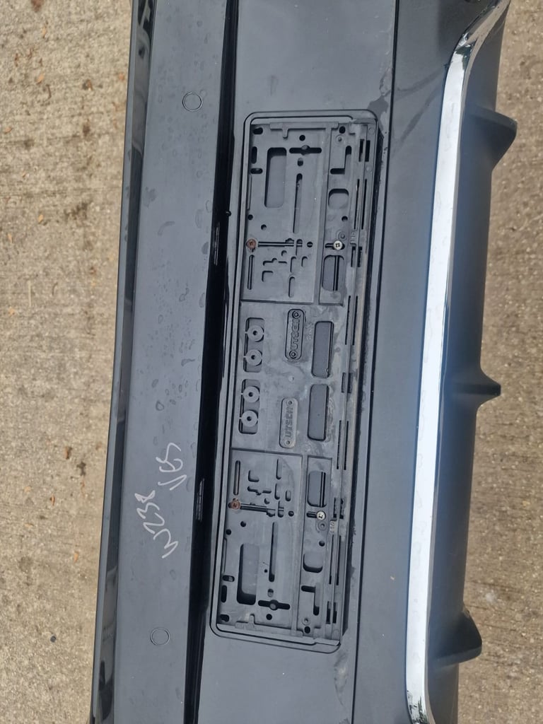 MERCEDES BENZ E-CLASS W238 COUPE CONVERTIBLE REAR BUMPER BLACK Breaking Parts
