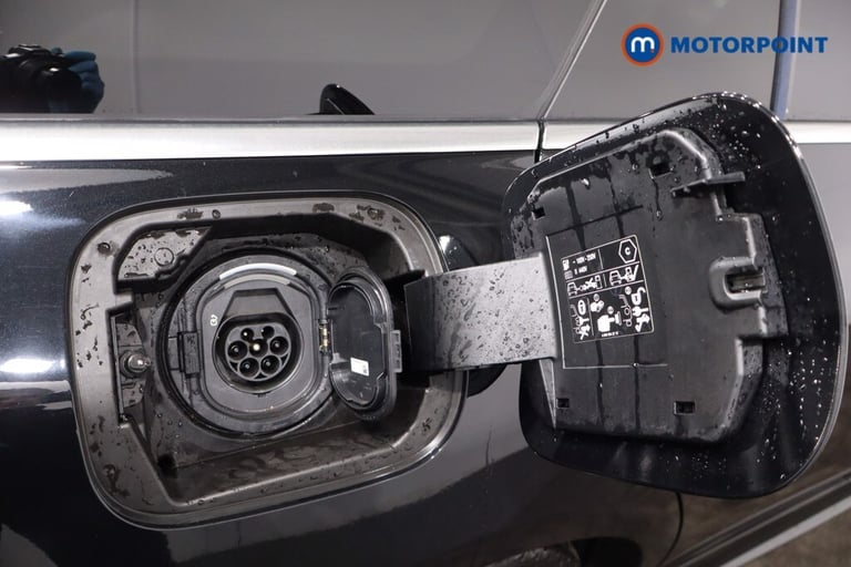 2023 Mercedes-Benz CLA CLA 250e AMG Line Premium 5dr Tip Auto Estate Hybrid Automatic