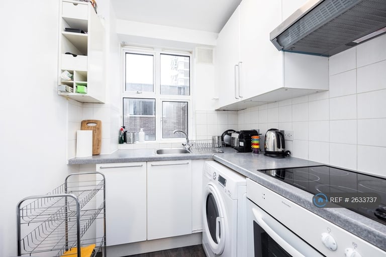 1 bedroom flat in Edgware Road, London, W2 (1 bed) (#2633737)