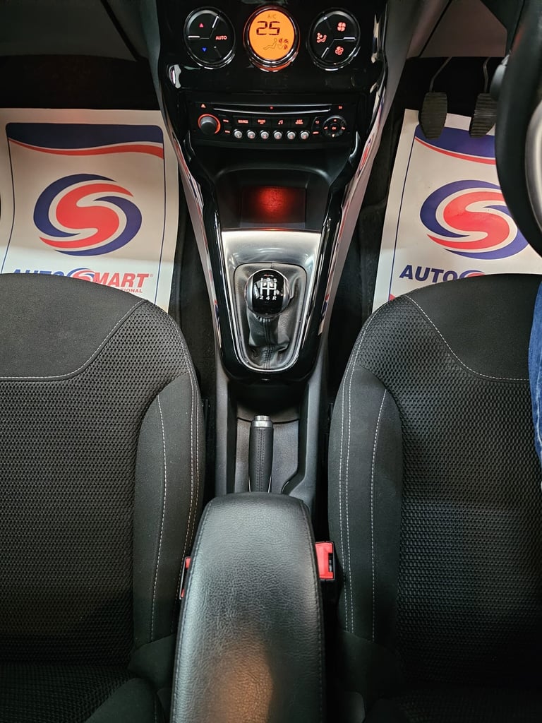 2013 Citroen DS3 1.6 VTi 16V DStyle Plus 3dr HATCHBACK Petrol Manual