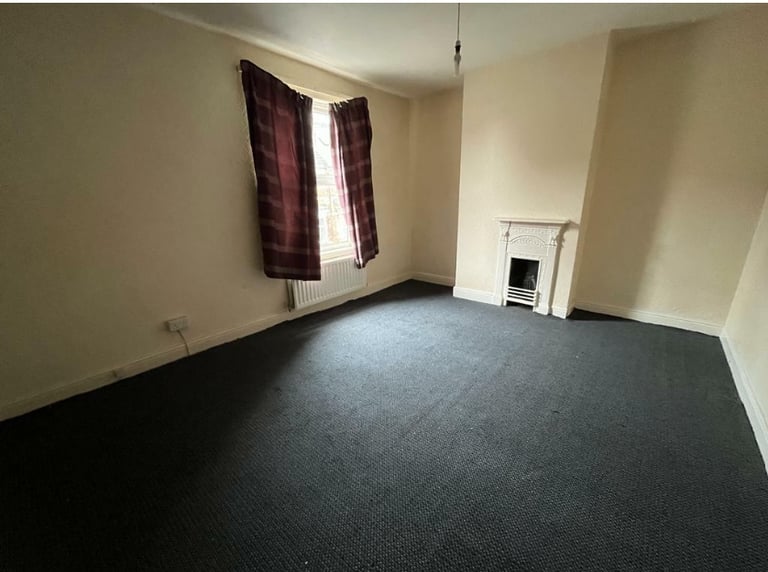 Two-bedroom mid-terrace house for sale