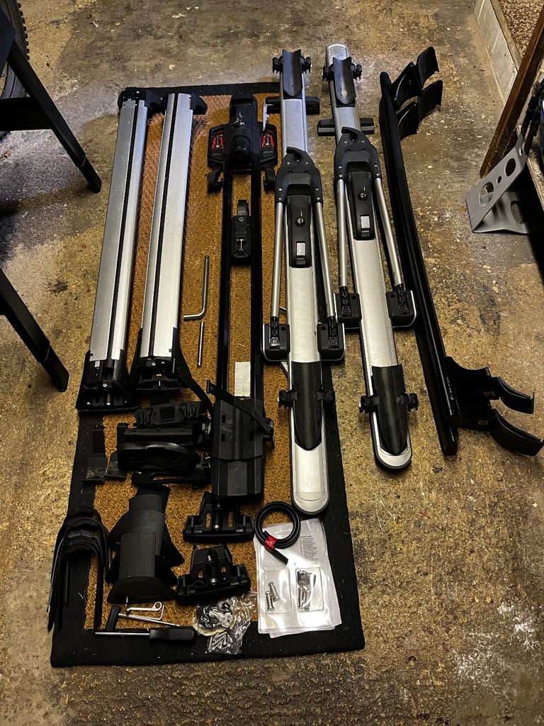 image for Roof bars and bike skies