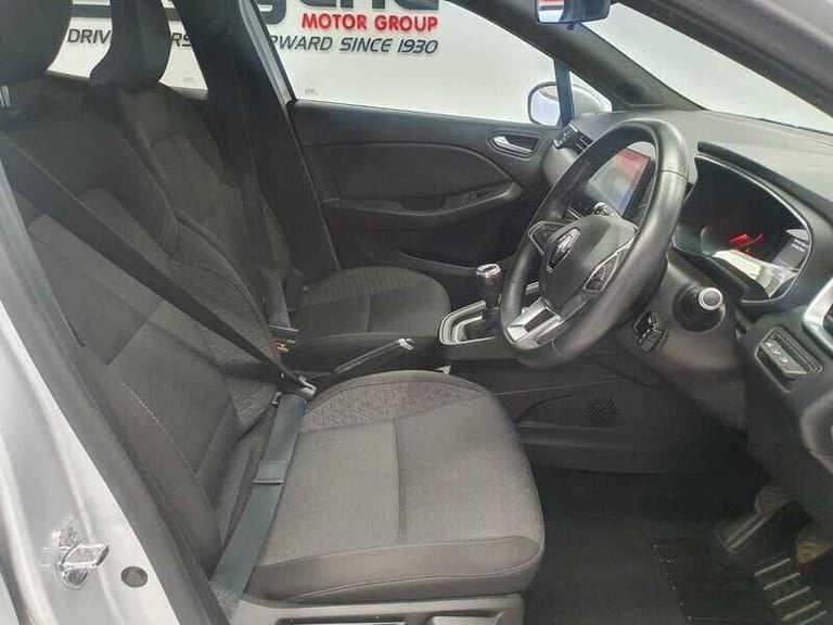 2020 Renault Clio 1.0 TCe Iconic Hatchback 5dr HATCHBACK Petrol Manual