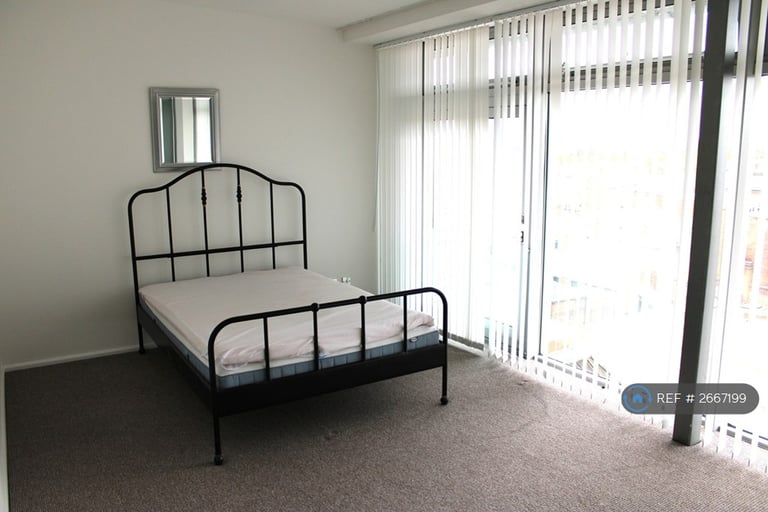 4 bedroom flat in New Hampton Lofts, Birmingham, B18 (4 bed) (#2667199)