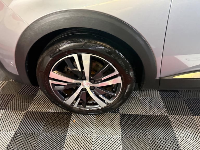 2019 Peugeot 3008 1.2 PureTech Allure Euro 6 (s/s) 5dr HATCHBACK Petrol Manual