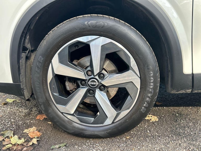 2023 Nissan Qashqai 1.3 DIG-T MHEV N-Connecta SUV 5dr Petrol Hybrid XTRON Euro 6 (s/s) (158 ps) S...