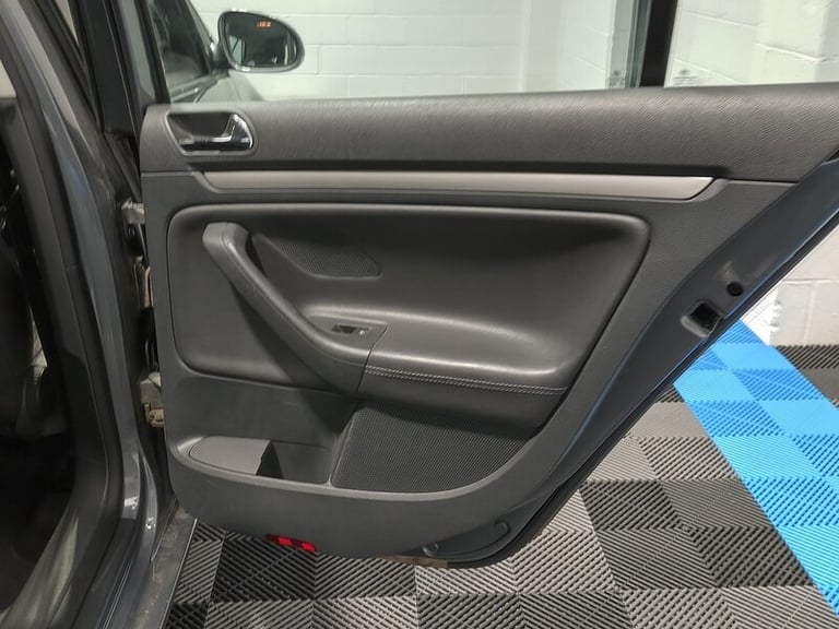 2005 Volkswagen Golf TDI GT Hatchback Diesel Manual