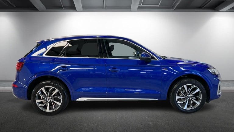 2022 Audi Q5 2.0 TDI 40 S line SUV 5dr Diesel S Tronic quattro Euro 6 (s/s) (204 ps) SUV Diesel A...