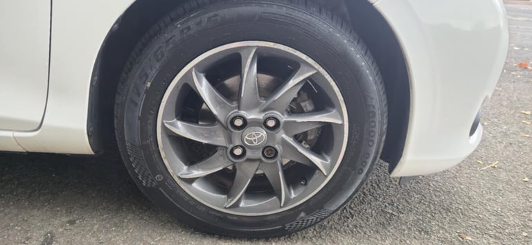 2013 Toyota Yaris 1.0 VVT-i Edition 5dr HATCHBACK Petrol Manual