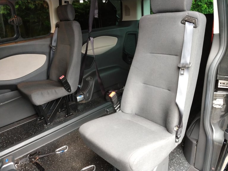 2018 Ford Tourneo Custom 2.0 TDCi Titanium Wheelchair Accessible Vehicle. Wheelchair Accessible V...