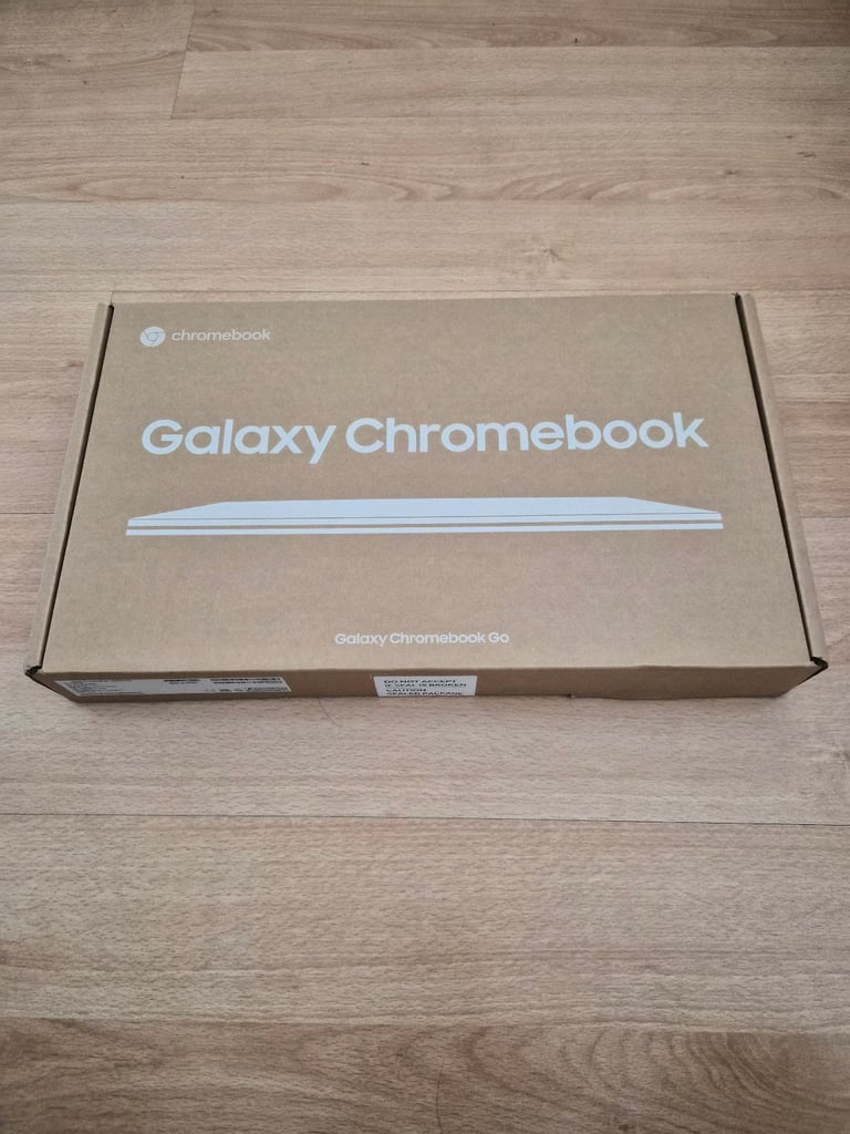 Brand New sealed Samsung Galaxy Chromebook 14"