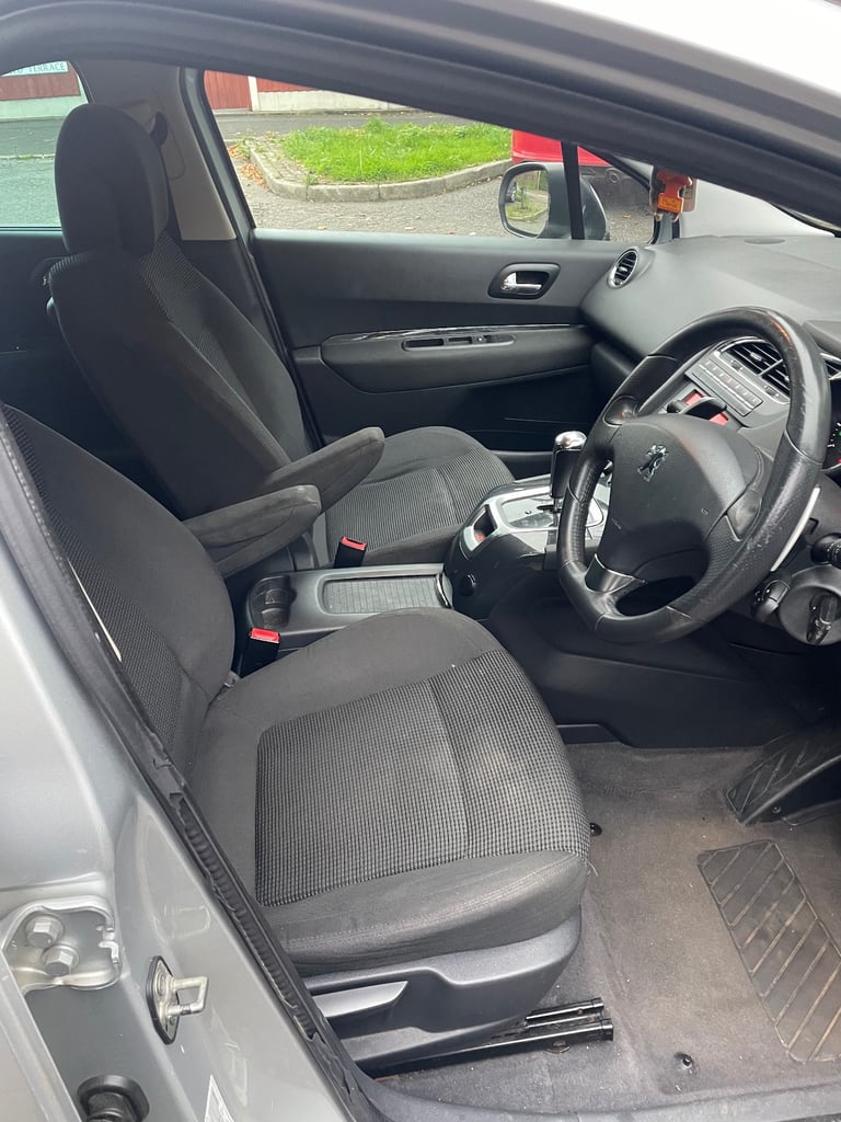 Peugeot, 5008, MPV, 2012, Semi-Auto, 1560 (cc), 5 doors