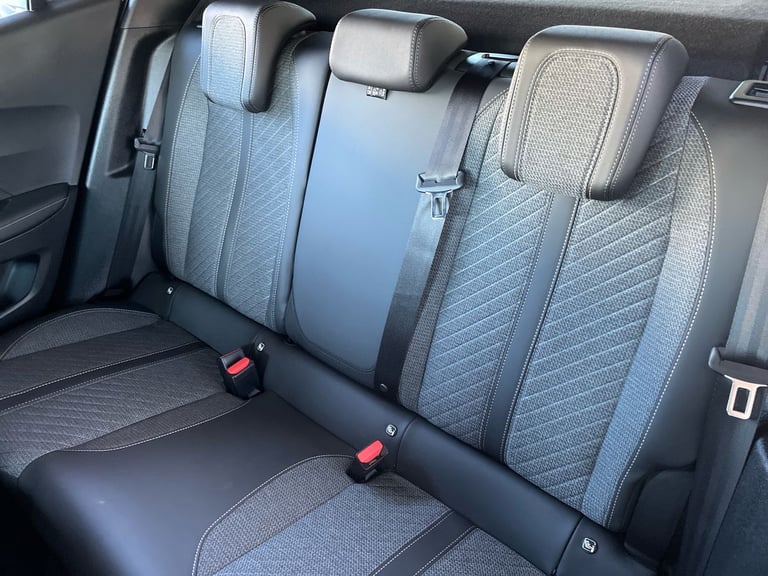 2025 Peugeot 2008 1.2 PureTech 130 Allure 5dr Estate Petrol Manual