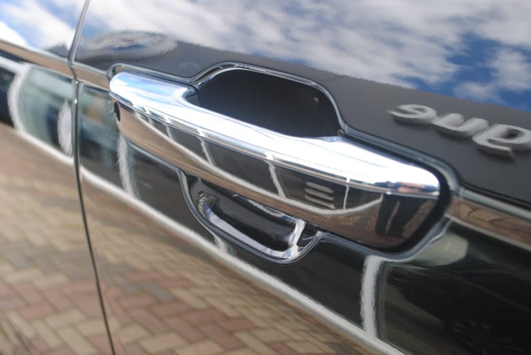 2023 Jeep Grand Cherokee 2.0 Turbo 4xe PHEV Overland 5dr Auto Station Wagon Petrol Parallel PHEV ...