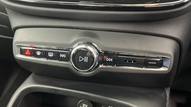 2024 Volvo XC40 Plus, B3 Mild hybrid, Petrol, Dark Estate Petrol Automatic