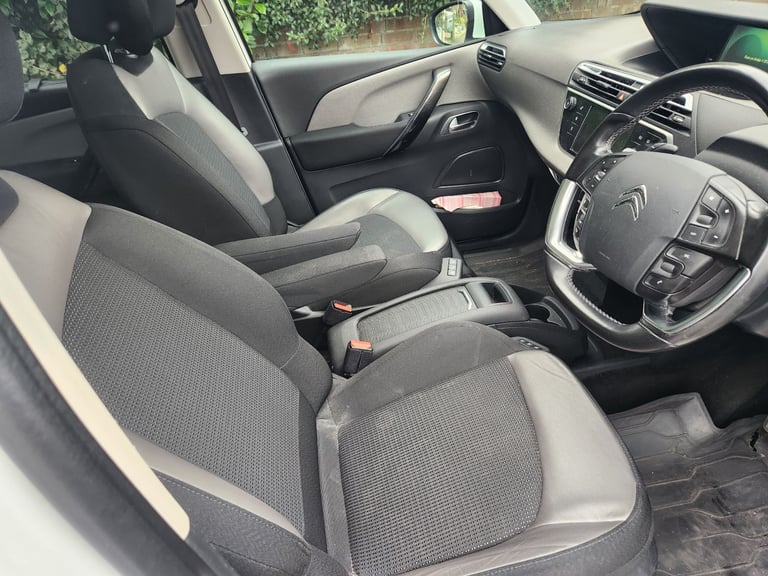 Citroen, GRAND C4 PICASSO, MPV, 2016, Semi-Auto, 1997 (cc), 5 doors