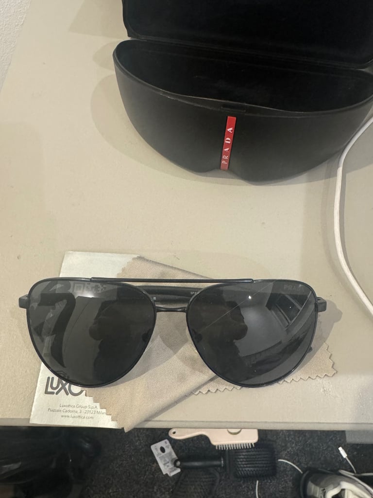 Prada sun glasses 