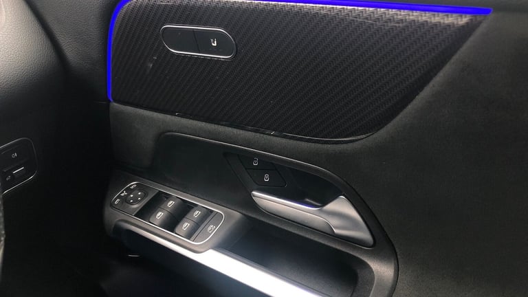 2021 Mercedes-Benz GLB GLB 220 AMG LINE PREM D 4 Estate Diesel Automatic