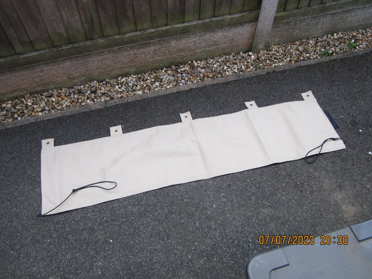 thumbnail image 2 of Just Kampers Awning Skirt Draught Excluder For VW T25 T3 1979-1992 – EAN 5060661046309 2 of 5