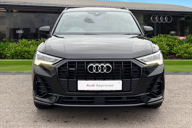 2022 Audi Q3 Black Edition 40 TFSI quattro 190 PS S tronic SUV PETROL Automatic