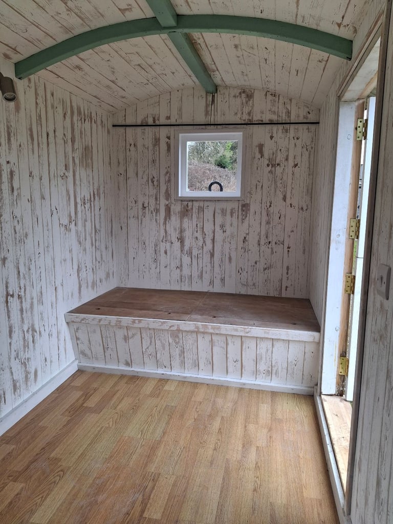 Shepherds hut 