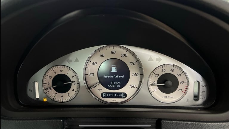 2009 Mercedes-Benz CLK 1.8 CLK200 Kompressor Avantgarde Cabriolet 2dr Petrol Automatic (214 g/km,...