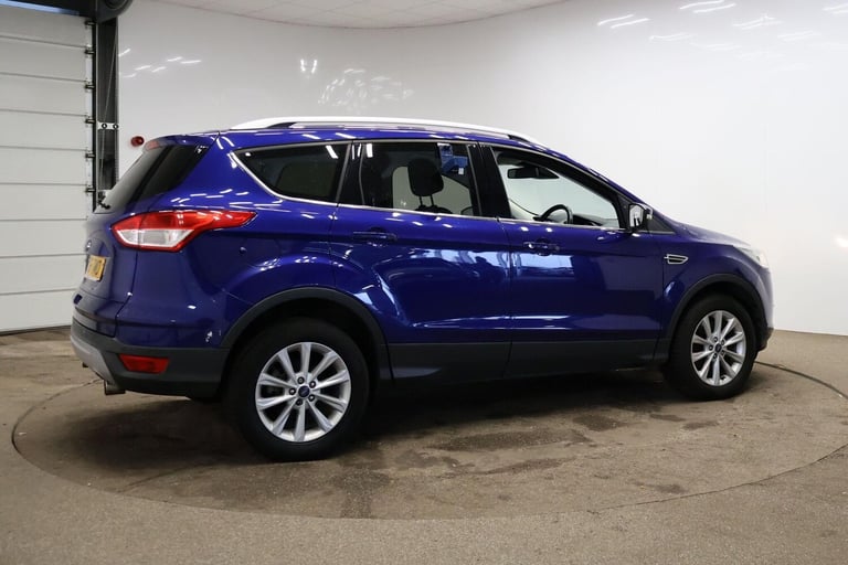 2016 Ford Kuga 2.0 TDCi Titanium 2WD Euro 6 (s/s) 5dr HATCHBACK Diesel Manual