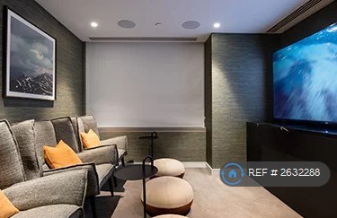 1 bedroom flat in Park Drive, London, E14 (1 bed) (#2632288)