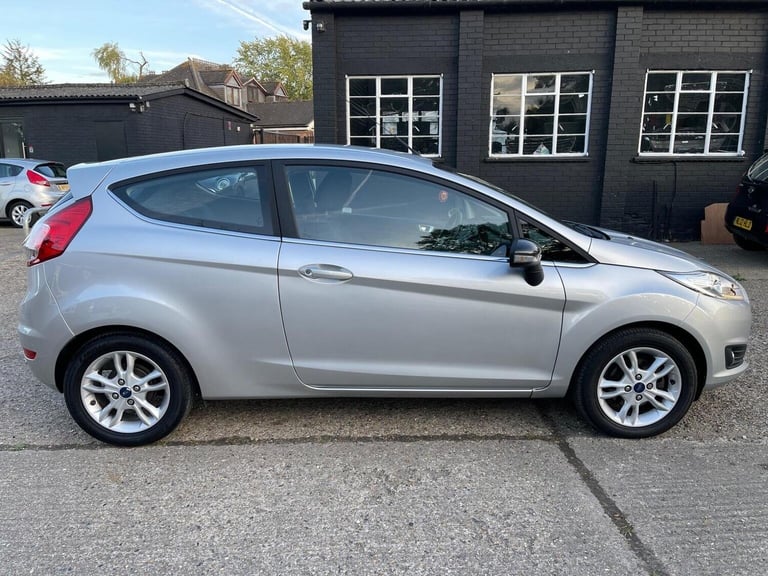 FORD FIESTA 1.0T EcoBoost Zetec Euro 6 (s/s) 3dr 2016