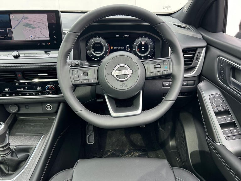 2025 Nissan Qashqai 1.3 DIG-T MHEV Tekna Euro 6 (s/s) 5dr SUV PETROL Manual