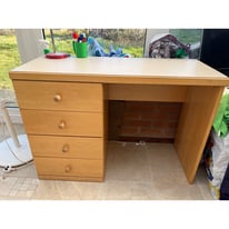 Desk with drawers 