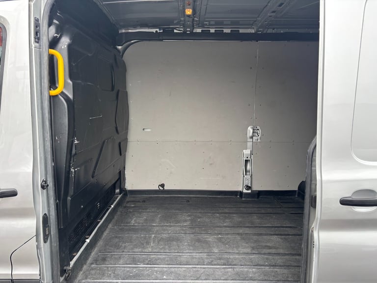 2020 Ford Transit 2.0 EcoBlue 130ps H2 Limited Van Auto PANEL VAN Diesel Automatic